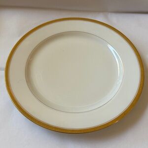 Vintage Havilland Limoges France porcelain plate gold rim 8.75”